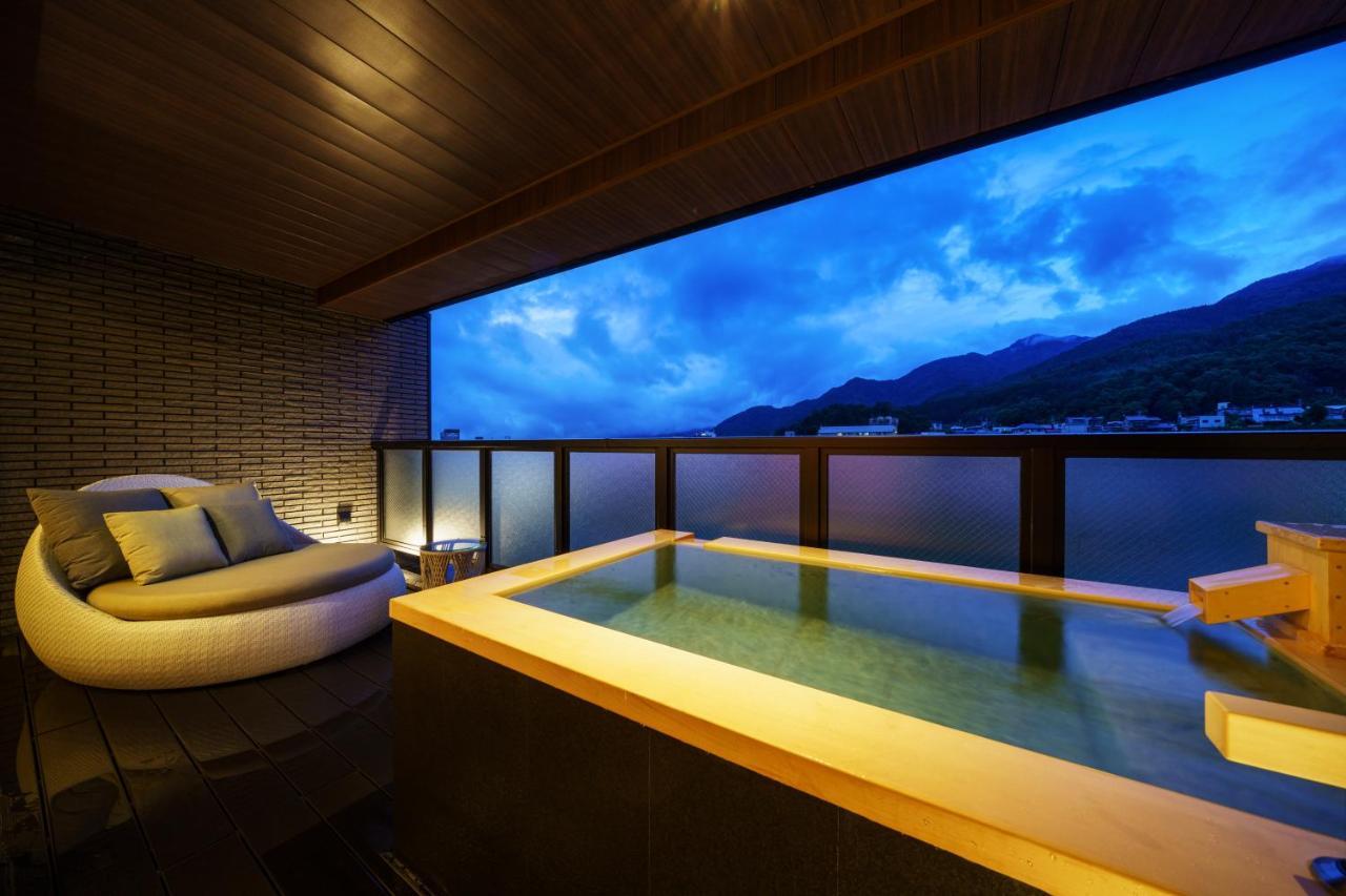 Aburaya Tousen Hotel Yamanouchi  Exterior photo
